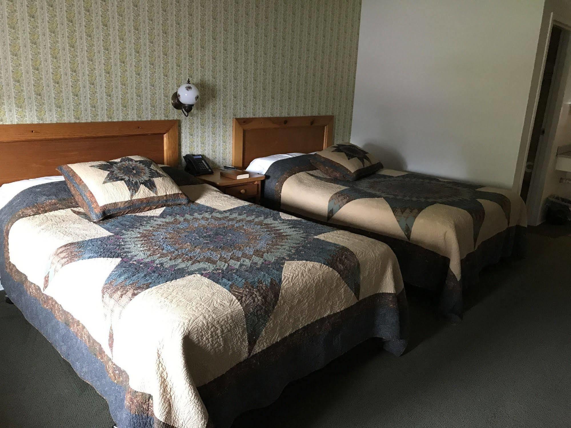 Casselman Inn Grantsville Esterno foto